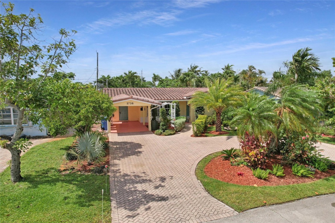 1736 NW 39th Street