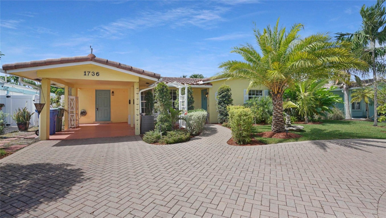 1736 NW 39th Street