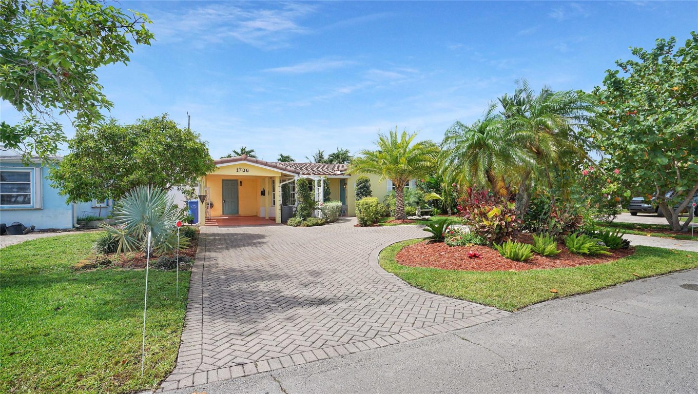 1736 NW 39th Street