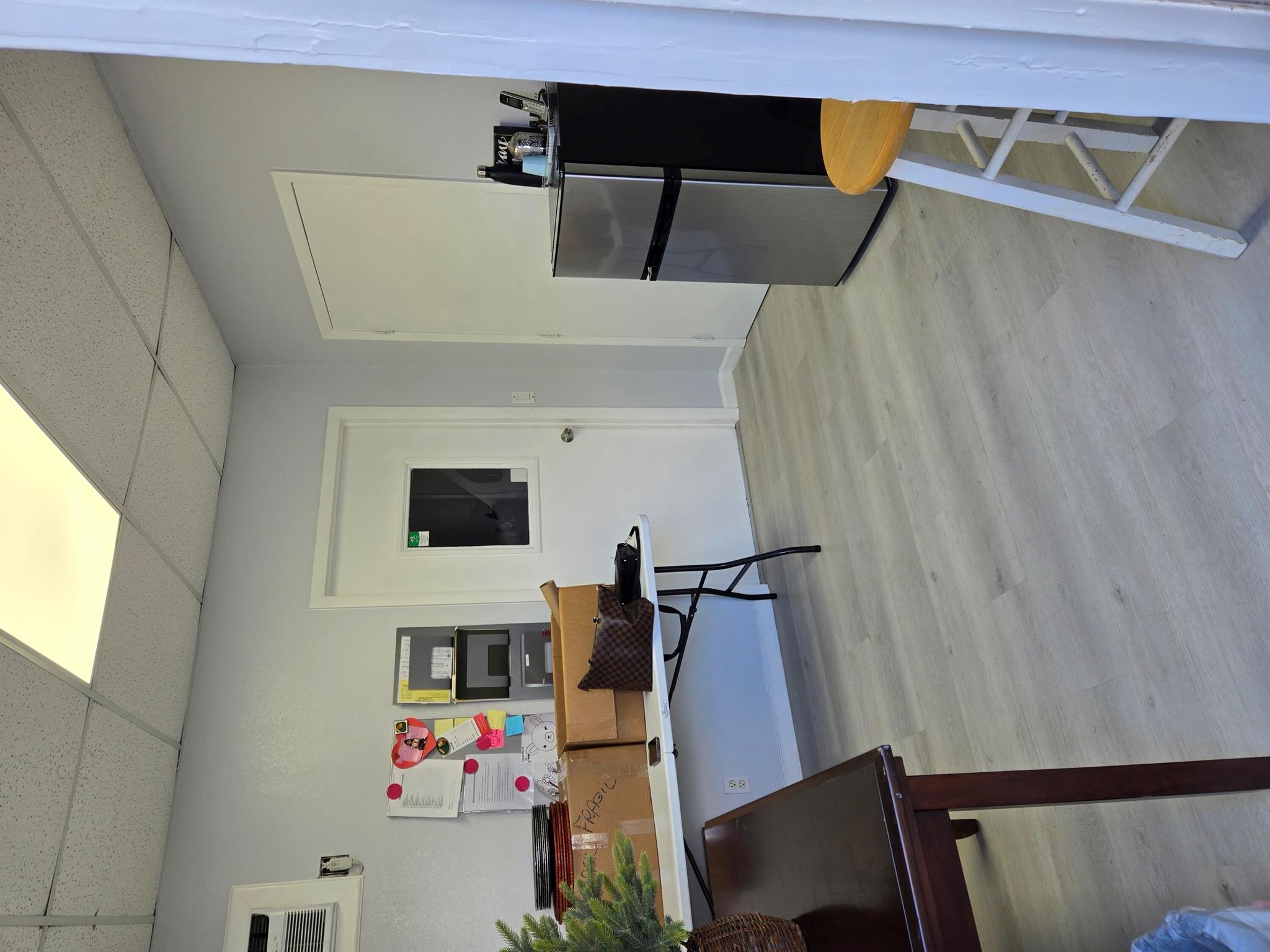 SEVEN SEVENTY 17TH AVE CO - Commercial Lease