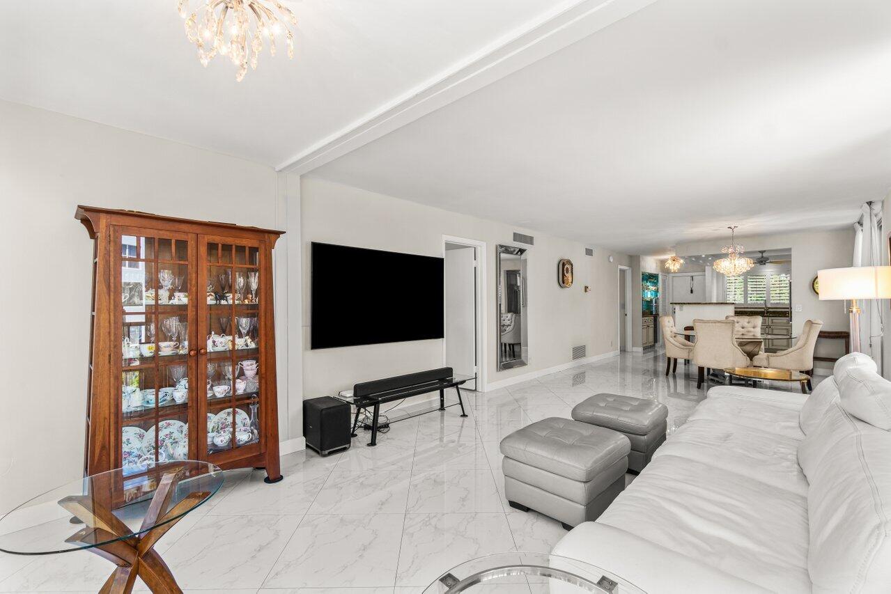 SEAGATE OF GULFSTREAM CONDO - Residential