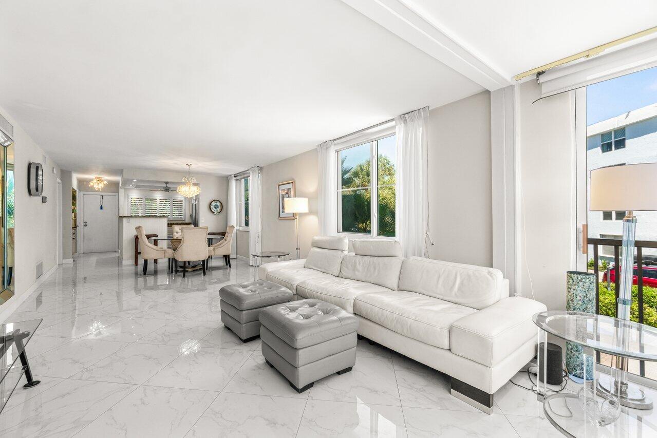 SEAGATE OF GULFSTREAM CONDO - Residential