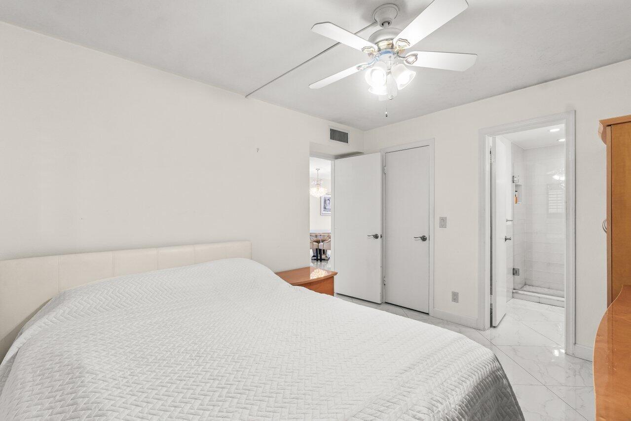 SEAGATE OF GULFSTREAM CONDO - Residential