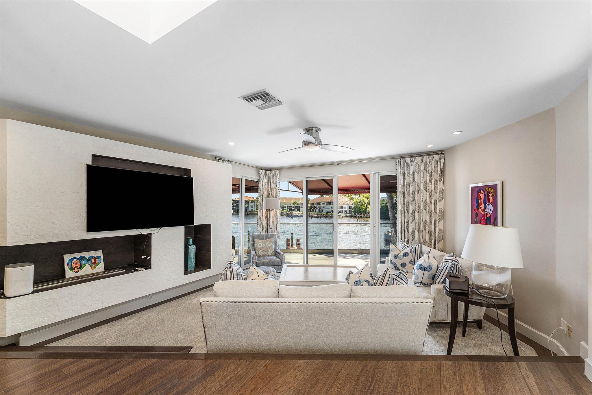 PALM TRAIL YACHT CLUB CON - Residential Lease