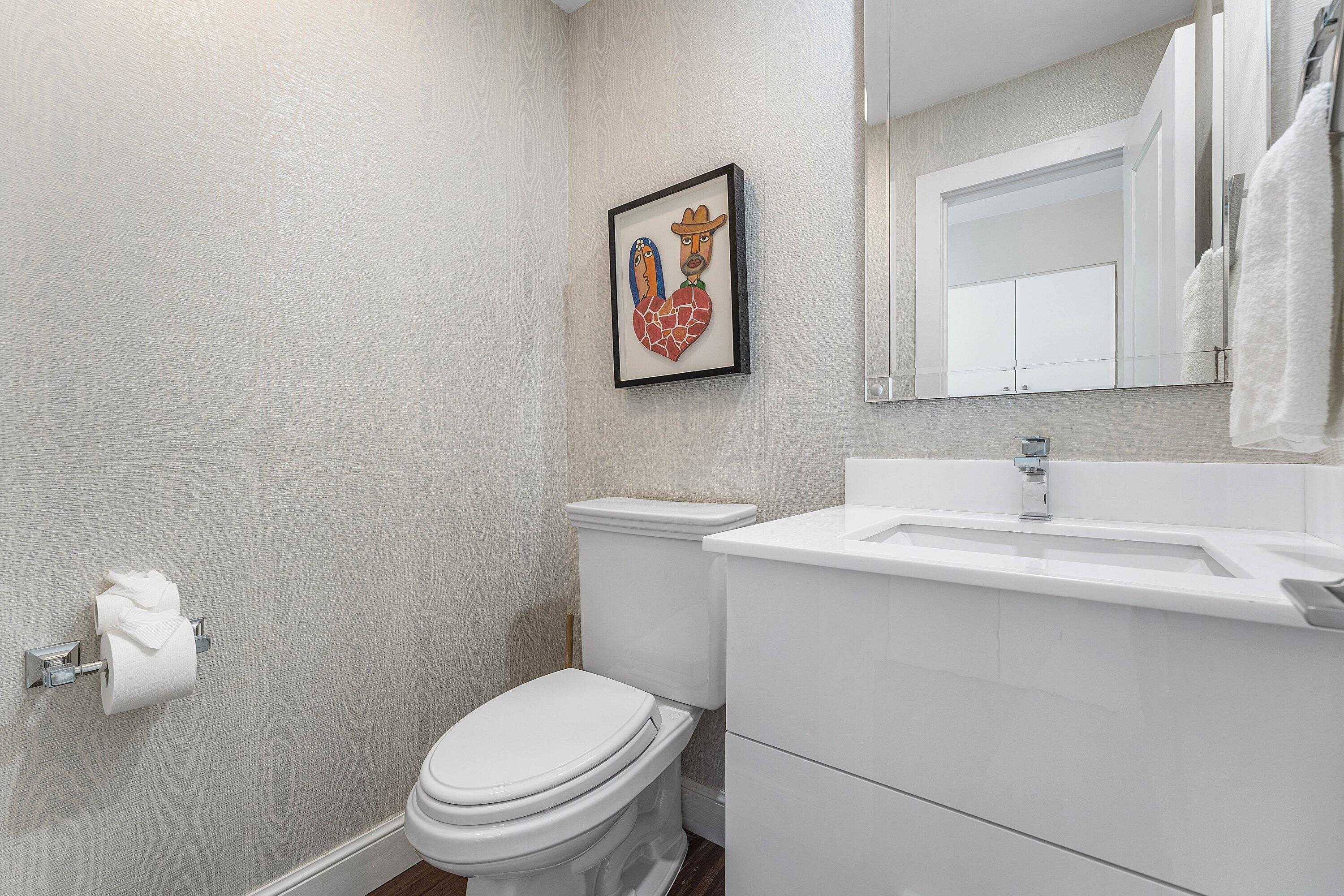 PALM TRAIL YACHT CLUB CON - Residential Lease