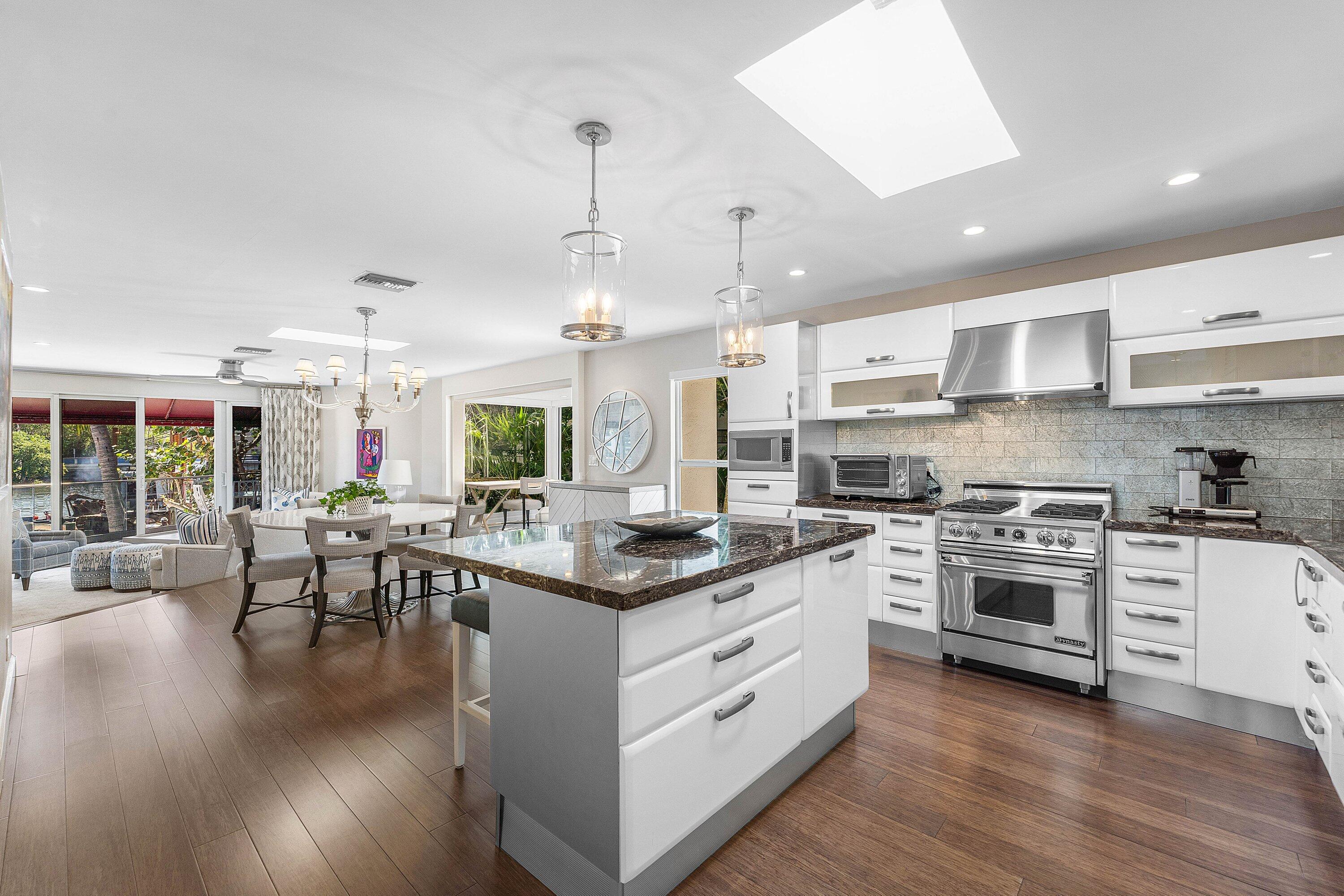 PALM TRAIL YACHT CLUB CON - Residential Lease