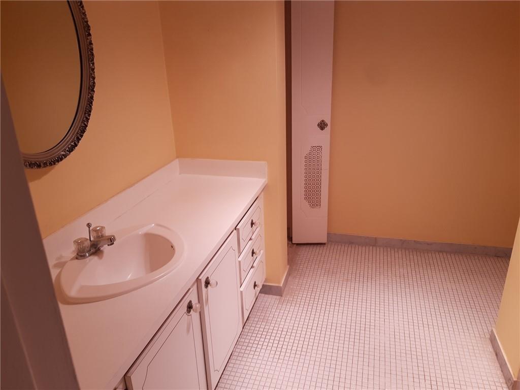 PLAZA SOUTH CONDO - Residential