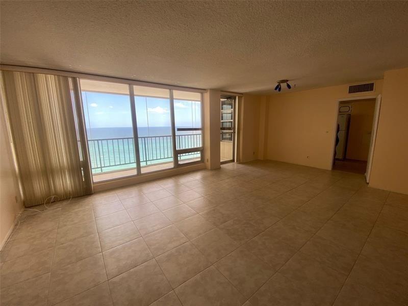 PLAZA SOUTH CONDO - Residential