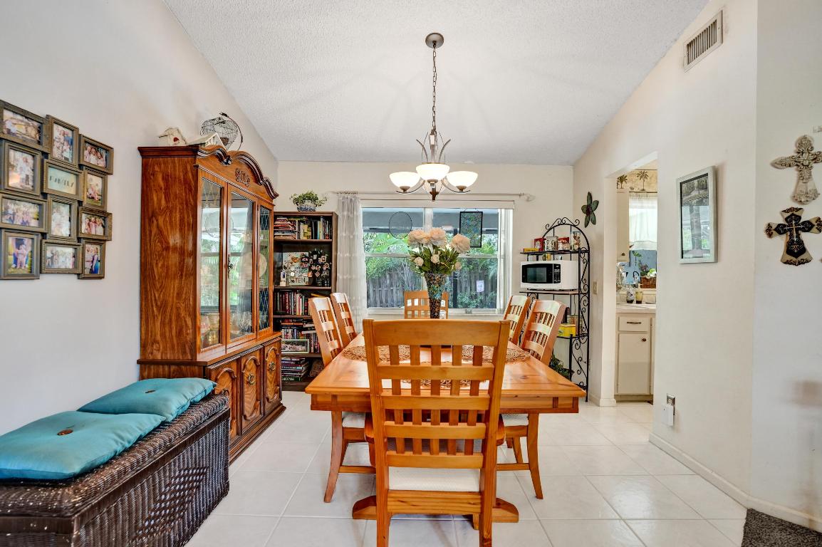 HUNTINGTON WOODS - Residential