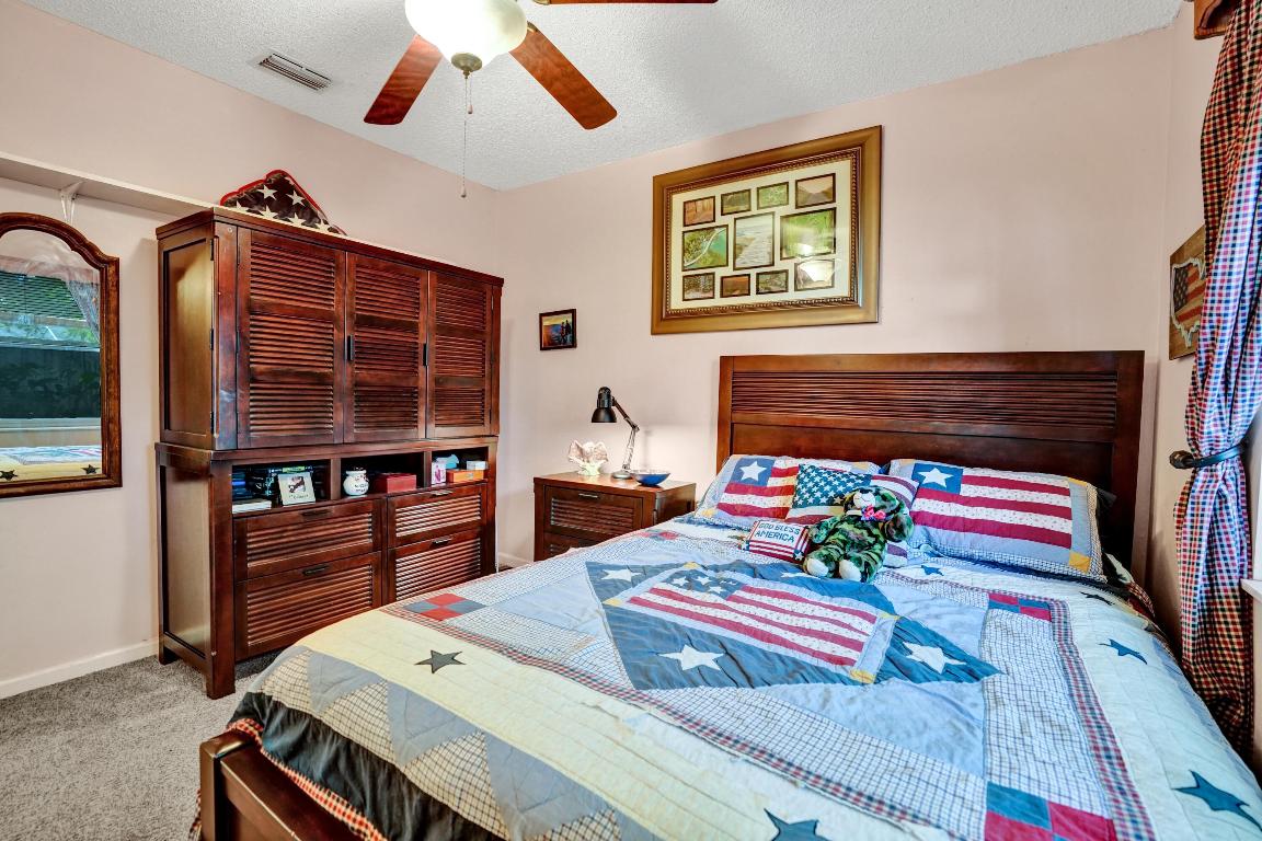 HUNTINGTON WOODS - Residential