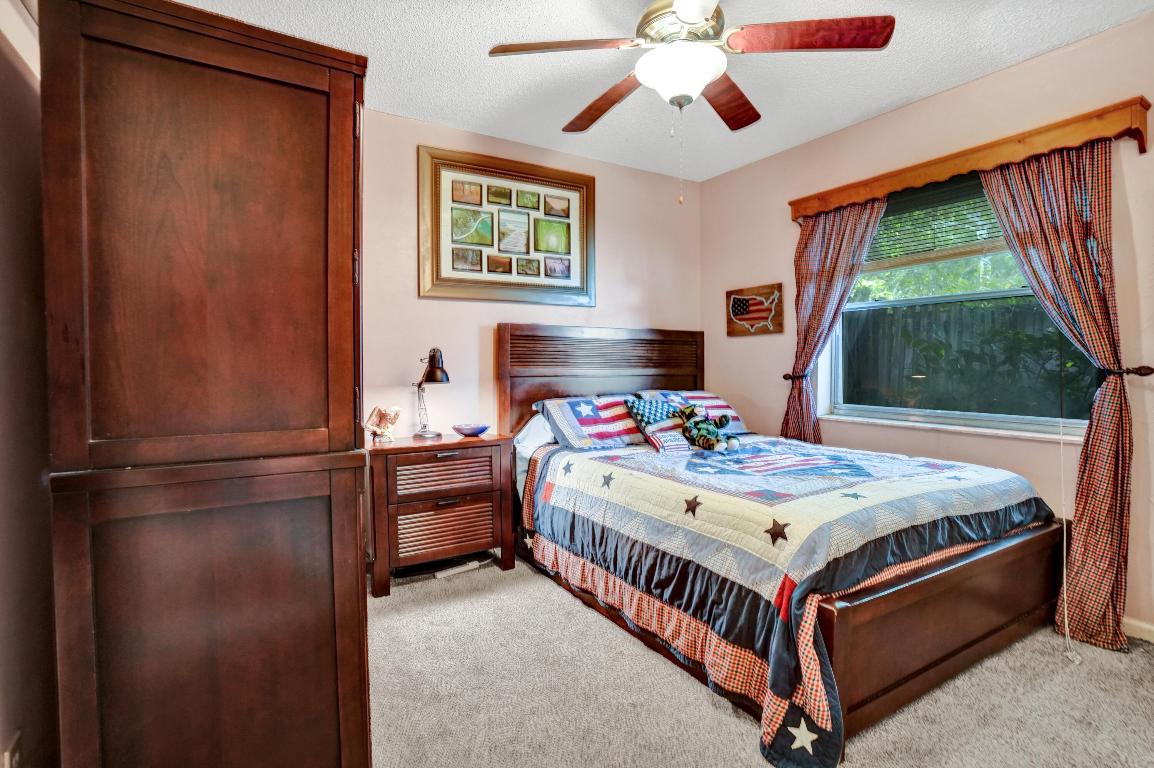 HUNTINGTON WOODS - Residential