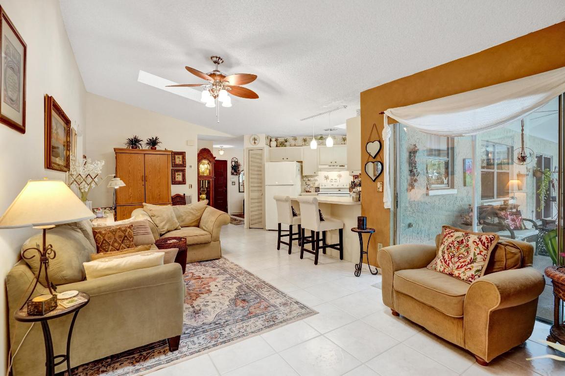 HUNTINGTON WOODS - Residential