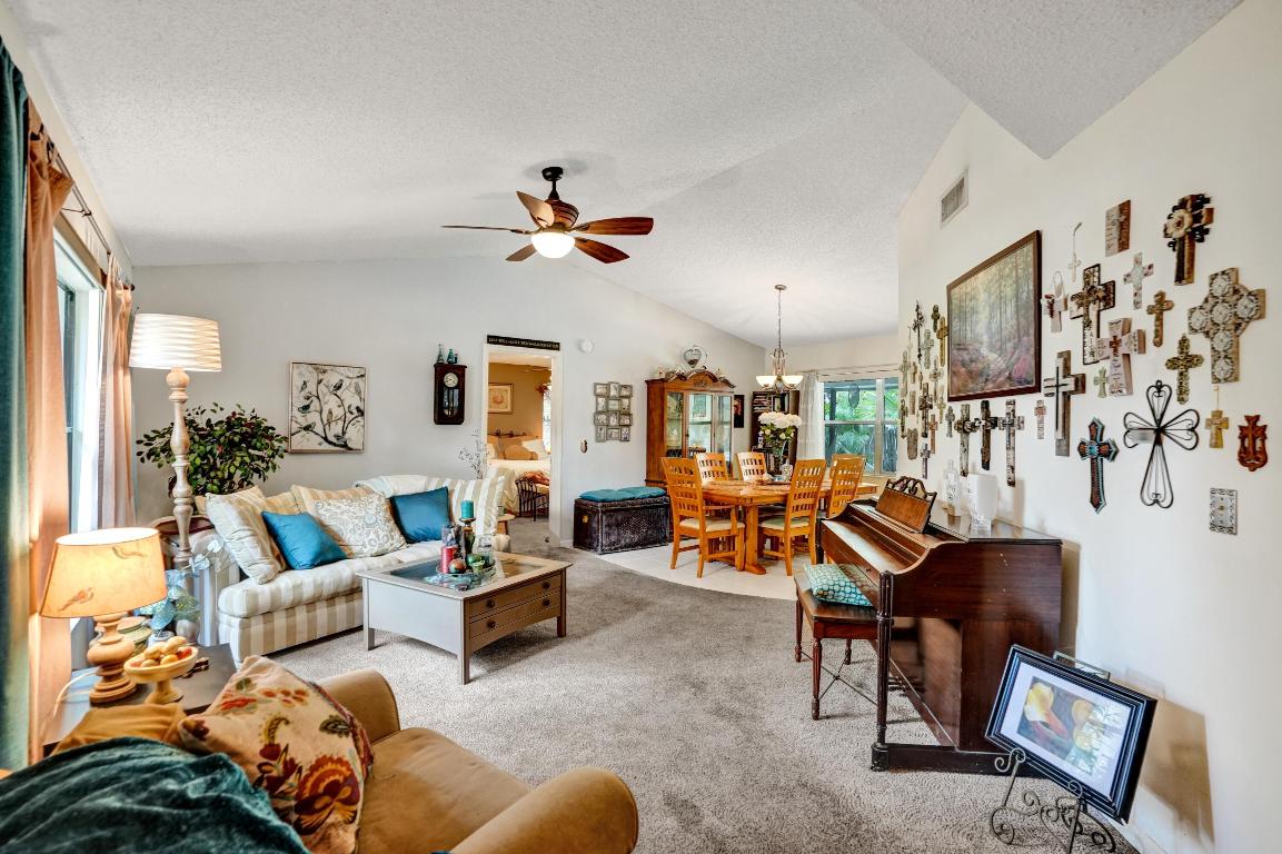 HUNTINGTON WOODS - Residential