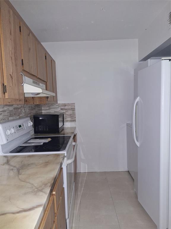 Winding Lake At Welleby C - Residential Lease