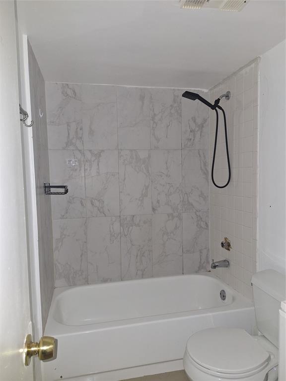 Winding Lake At Welleby C - Residential Lease