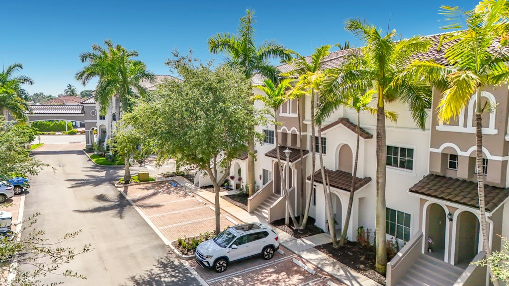 Photo of 312 BAYFRONT Drive, Boynton Beach, FL 33435 (MLS # B26072142)