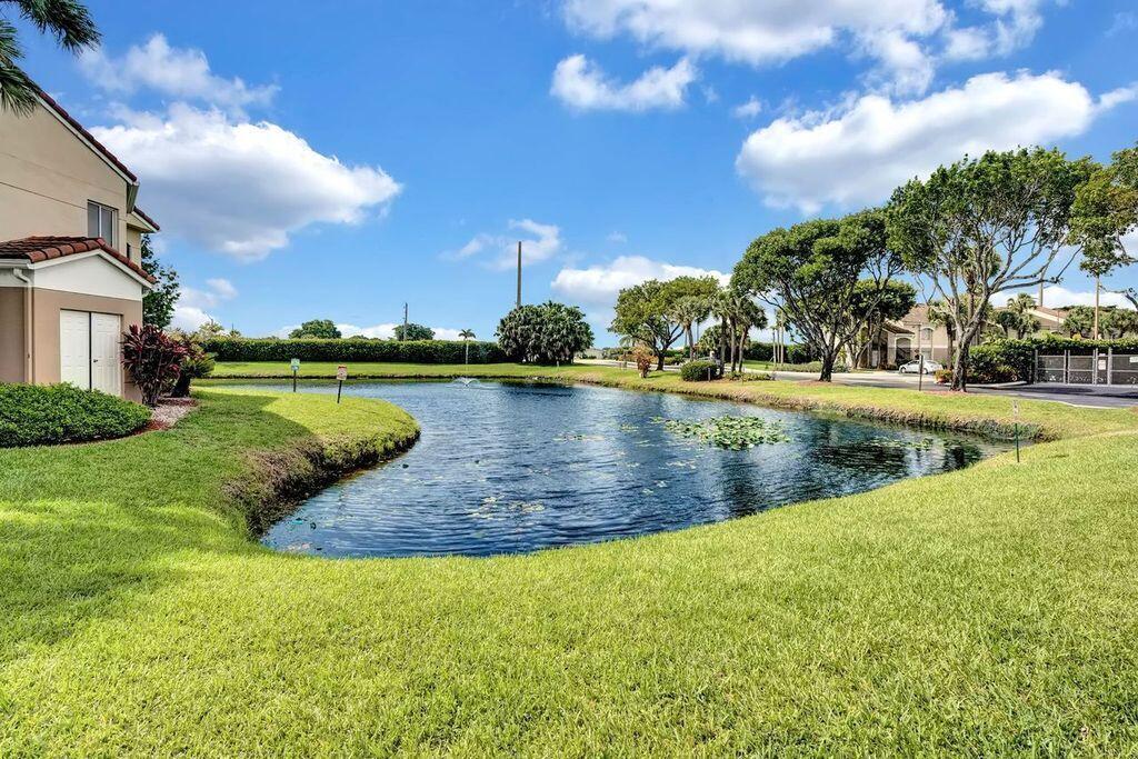 CASABLANCA ISLES CONDOMINIUM - Residential Lease