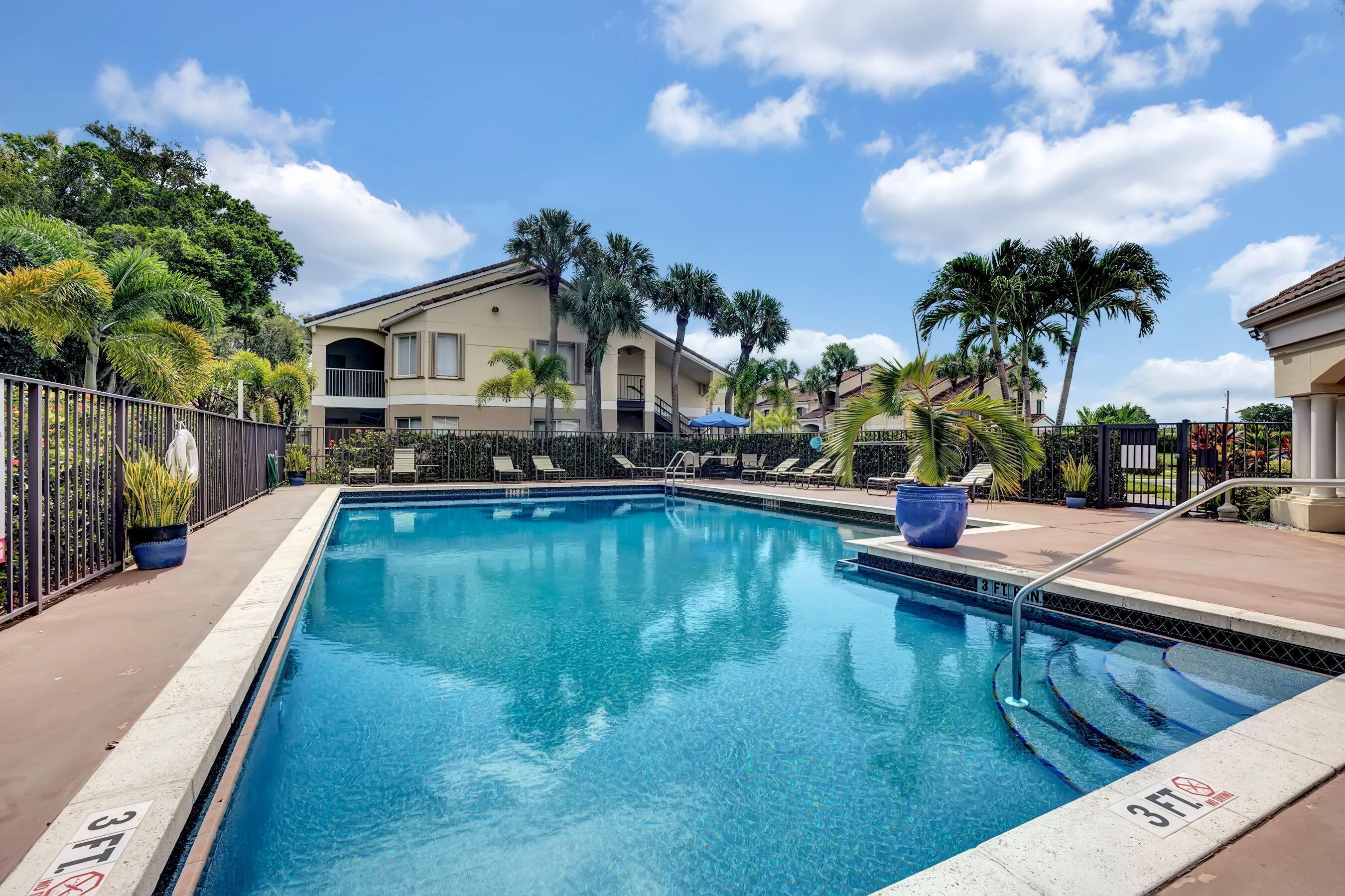 CASABLANCA ISLES CONDOMINIUM - Residential Lease