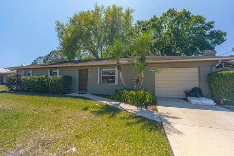 374 NW Ferris Drive, Port St Lucie, FL 34983 - MLS#: R11071902