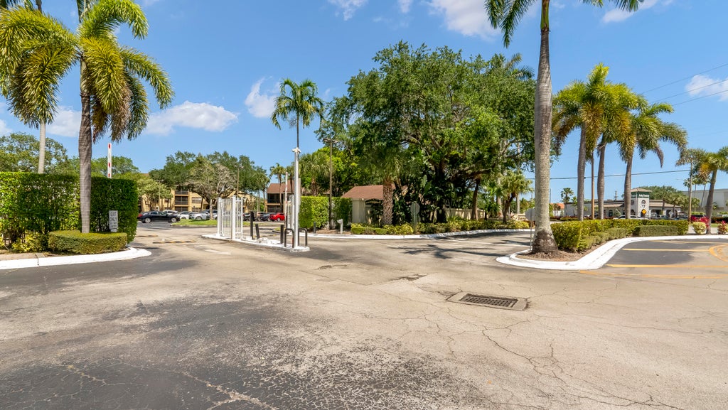 Photo of 2303 N CONGRESS Avenue #32, Boynton Beach, FL 33426 (MLS # B26092823)
