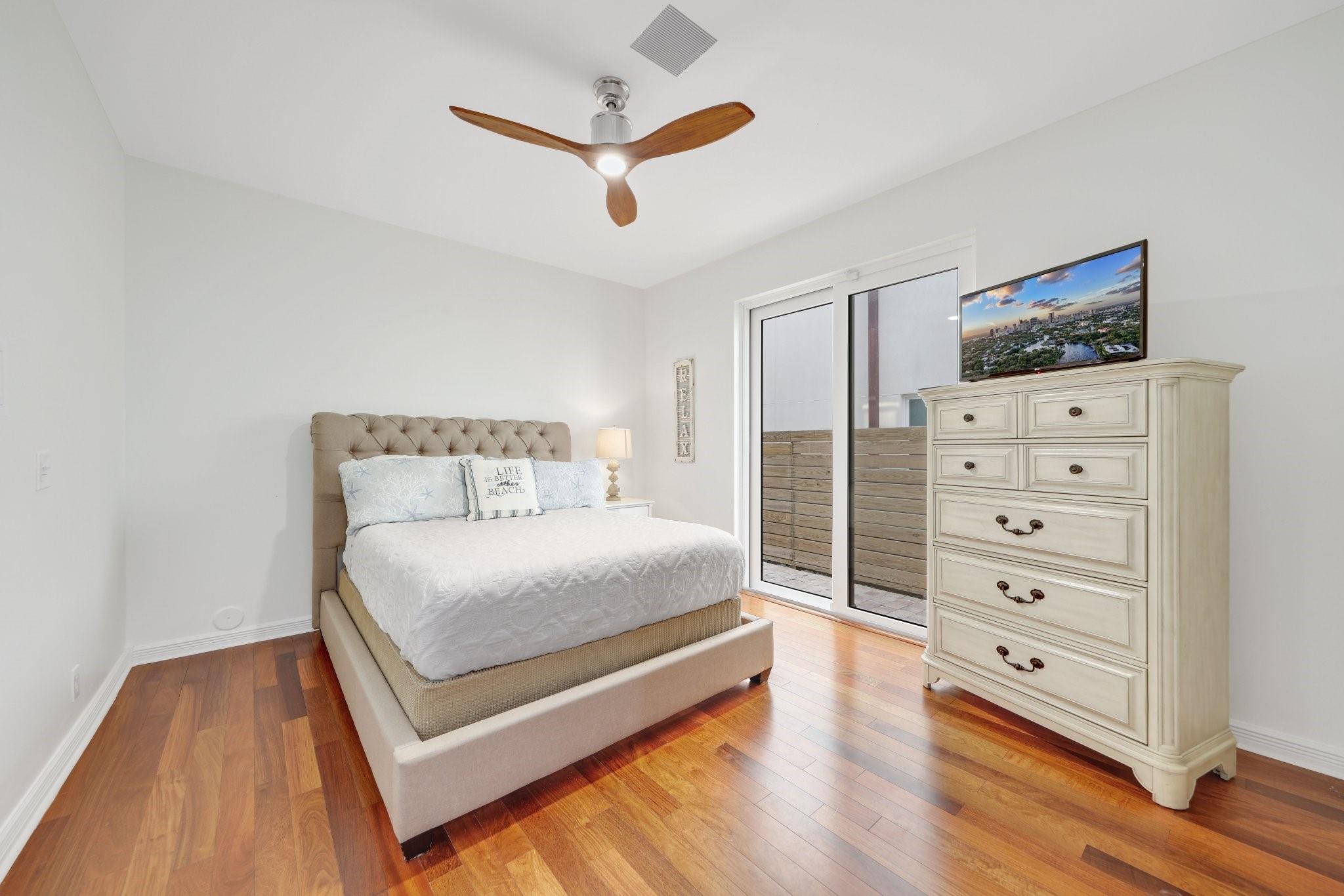 Riviera 6-17 B - Residential