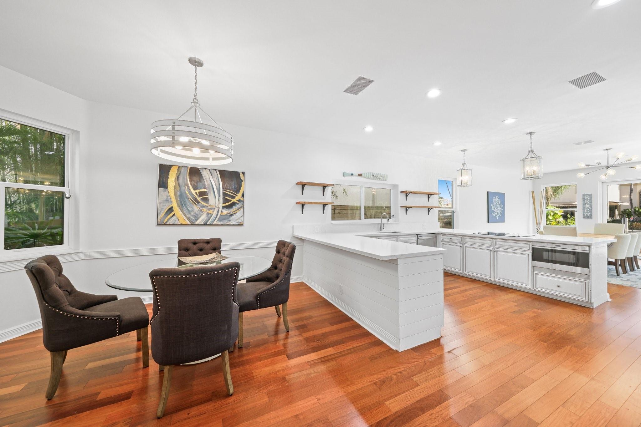 Riviera 6-17 B - Residential