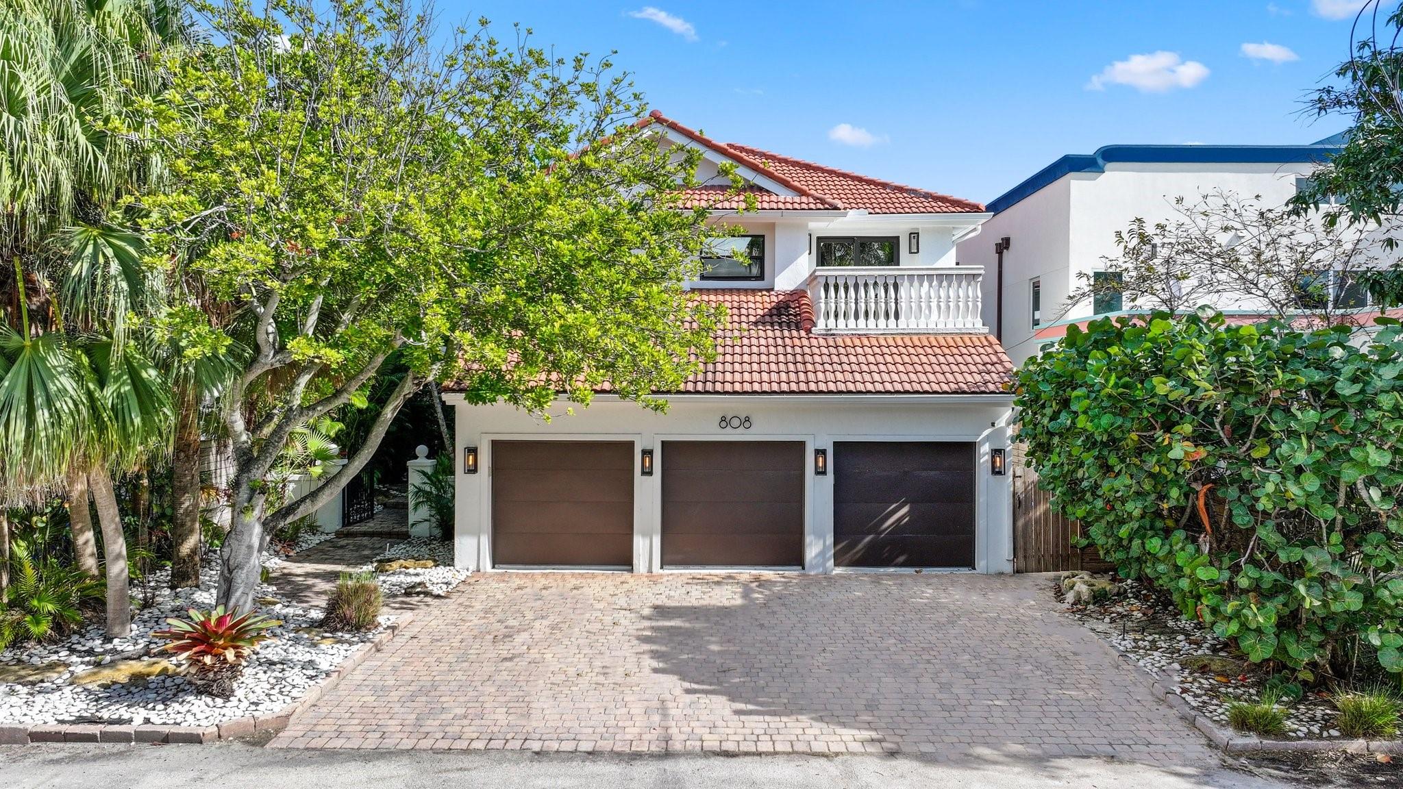 Riviera 6-17 B - Residential