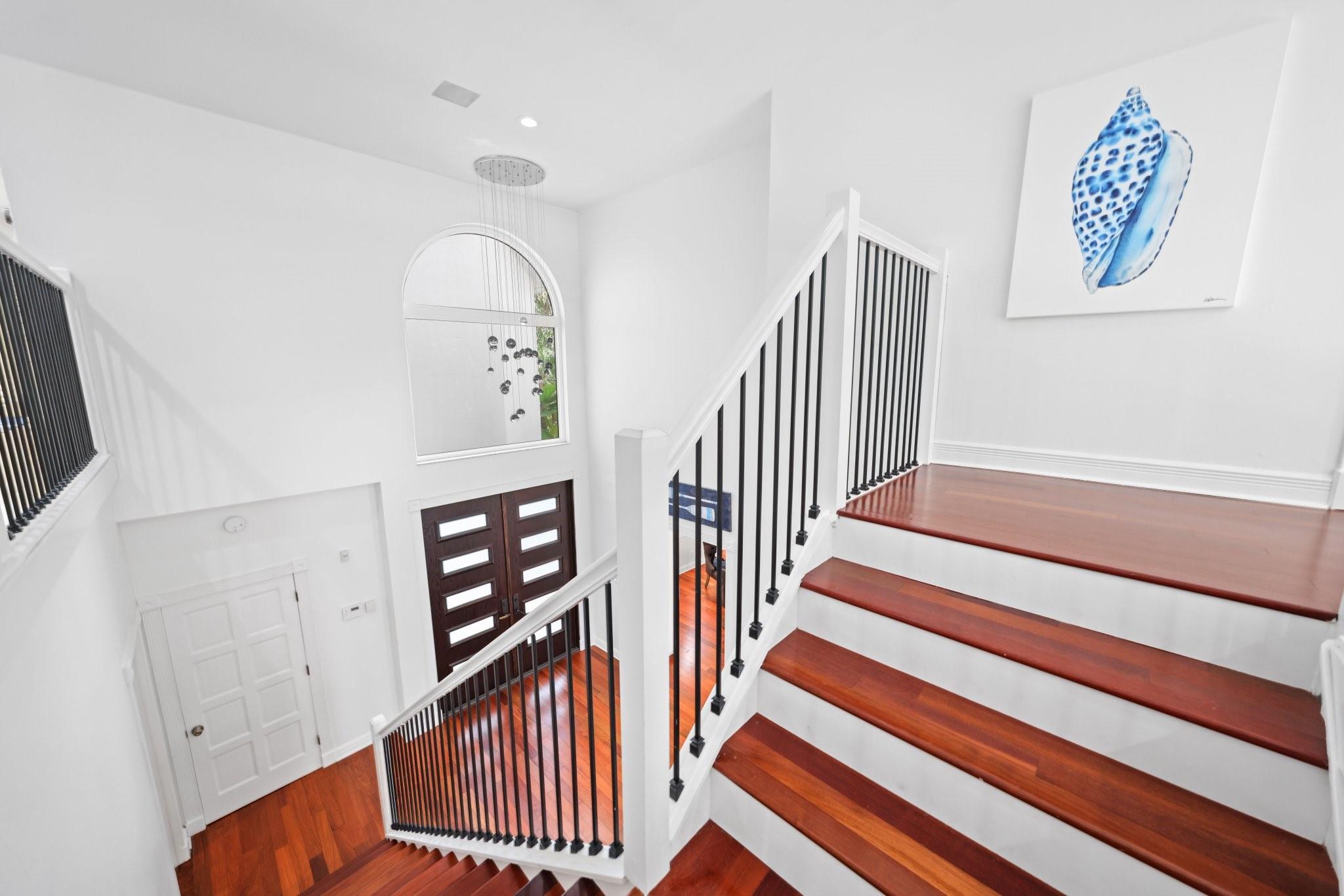 Riviera 6-17 B - Residential