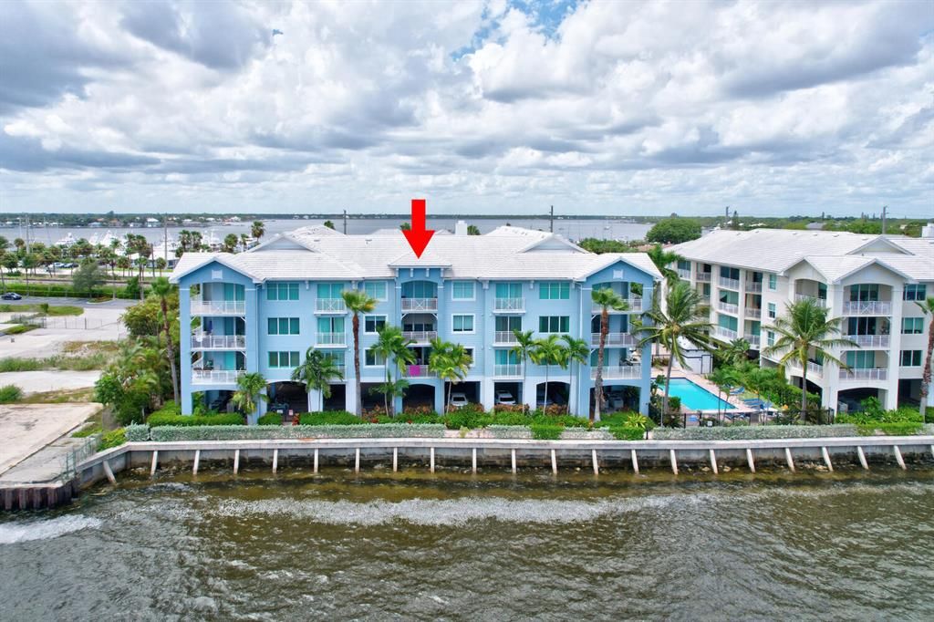 Photo of 215 NW Flagler Avenue Ave #404, Stuart, FL 34994 (MLS # R10828529)