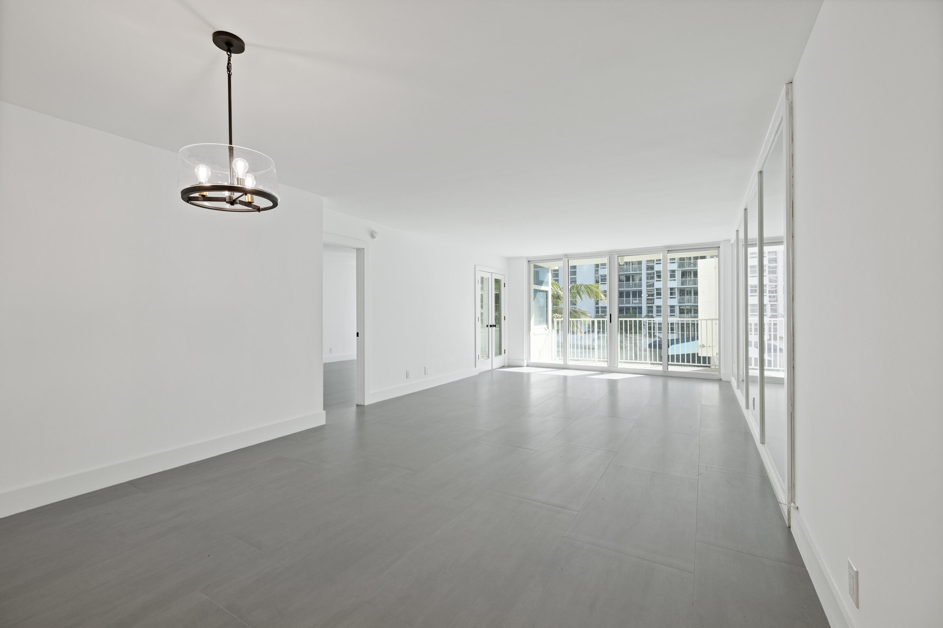 RENAISSANCE OF POMPANO BEACH - Residential