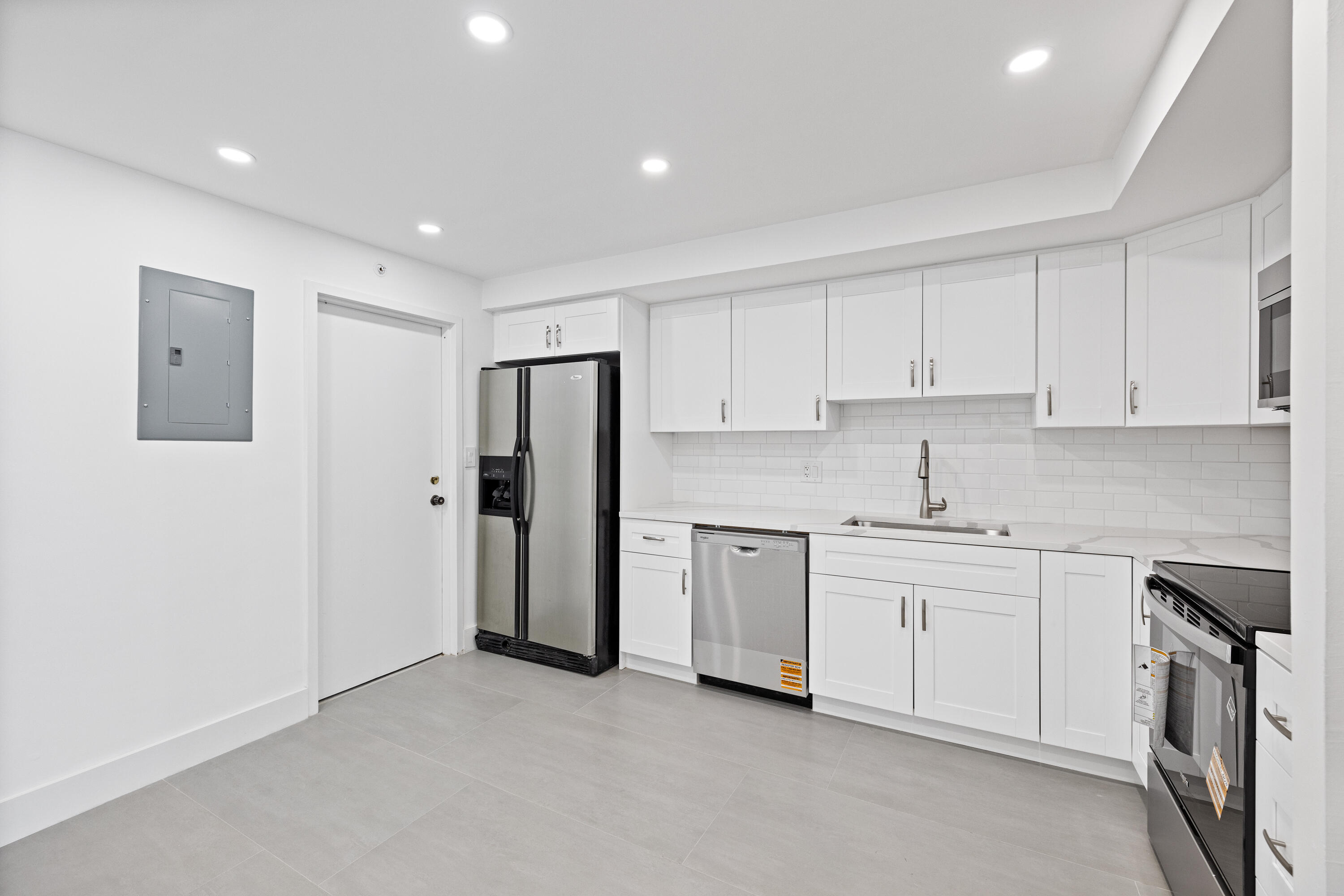 RENAISSANCE OF POMPANO BEACH - Residential