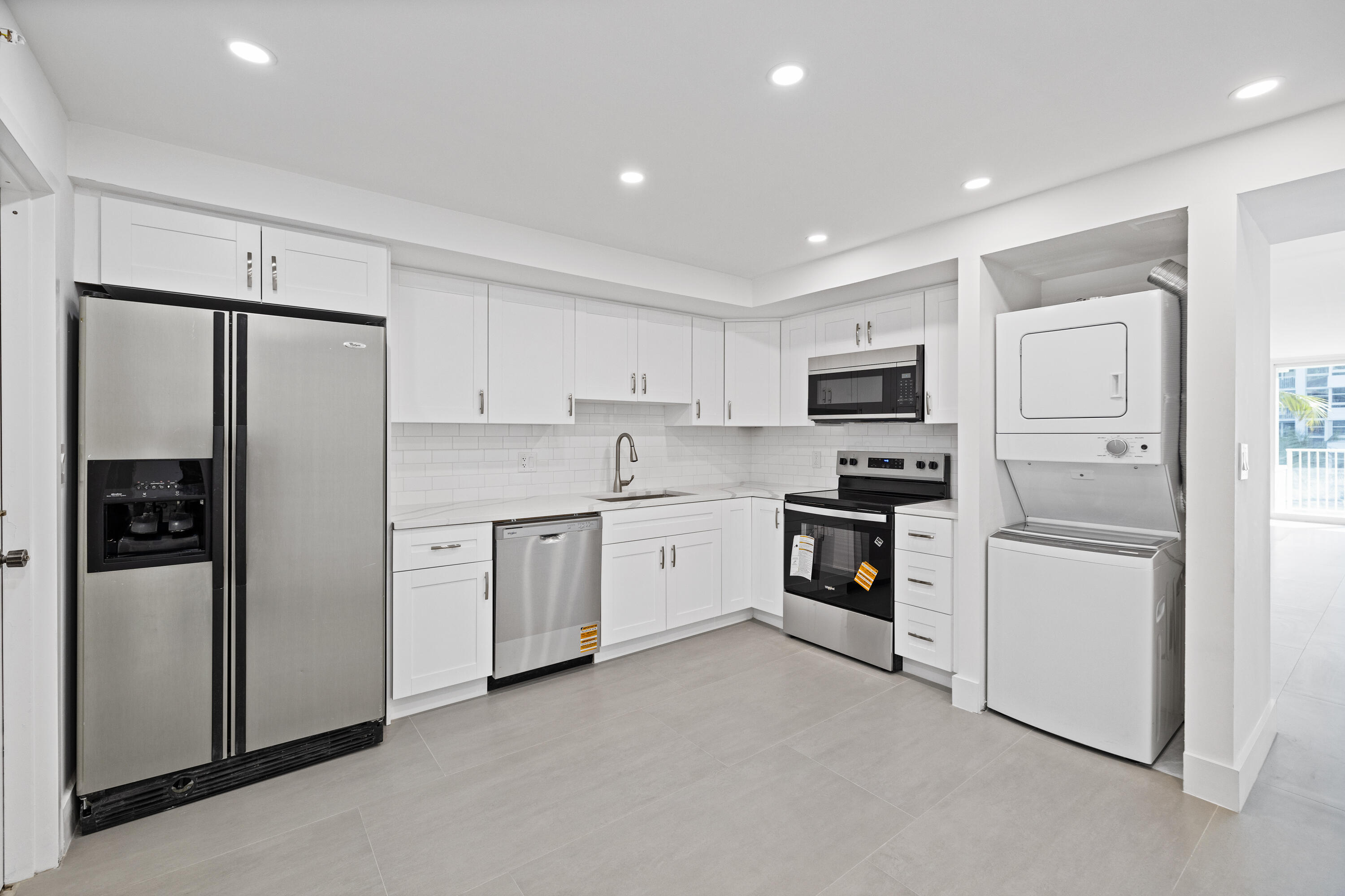 RENAISSANCE OF POMPANO BEACH - Residential