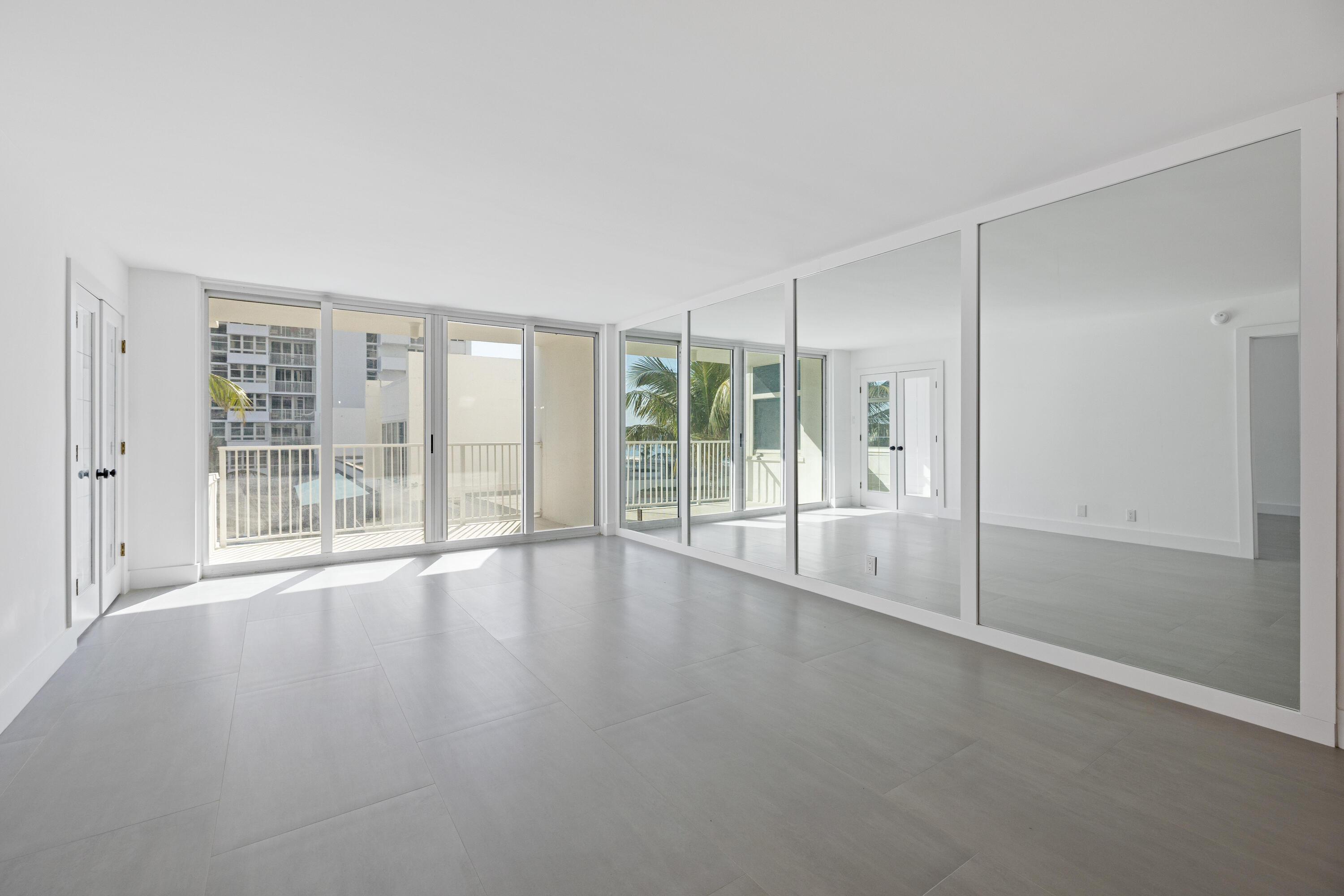 RENAISSANCE OF POMPANO BEACH - Residential