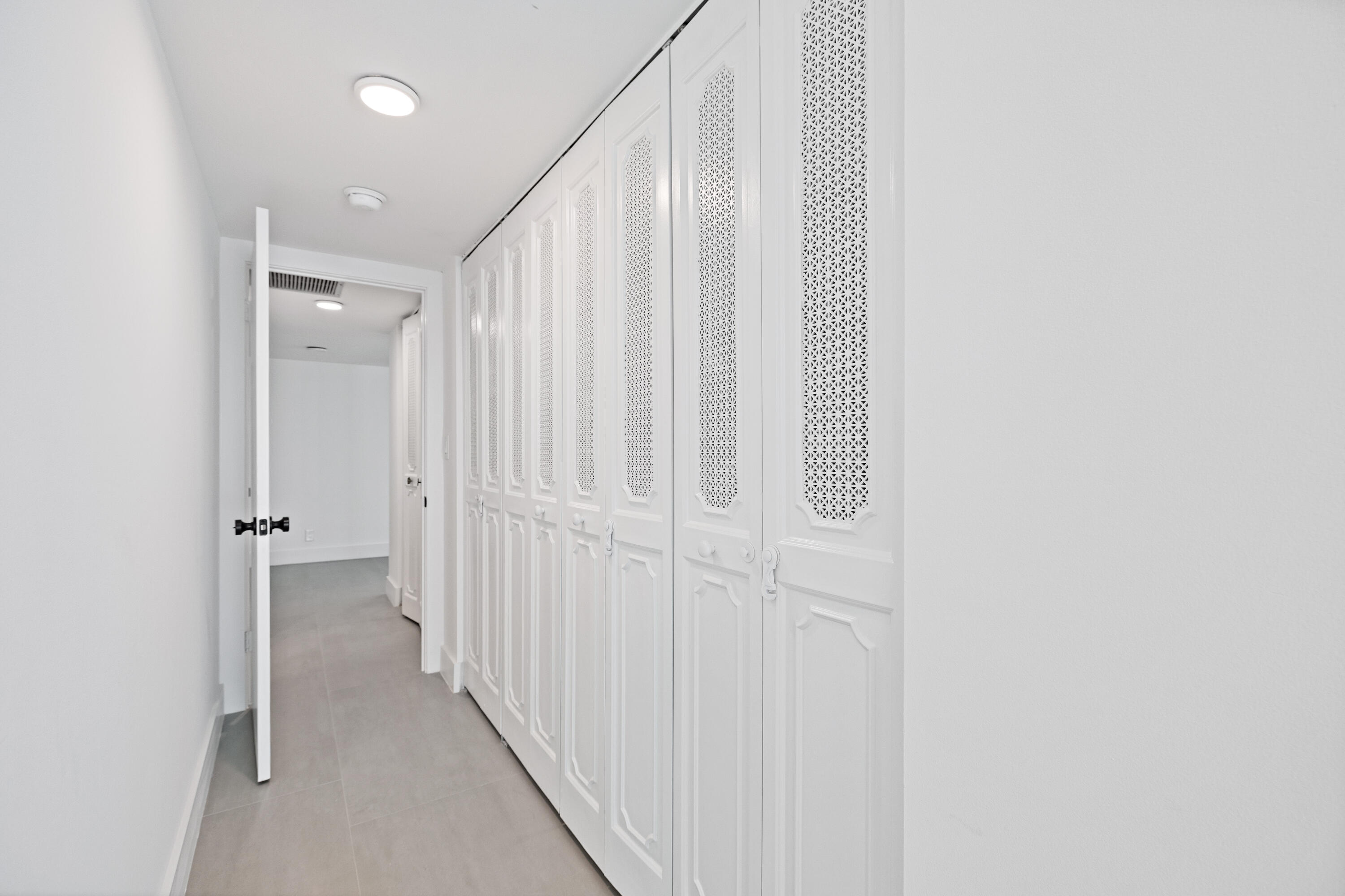 RENAISSANCE OF POMPANO BEACH - Residential