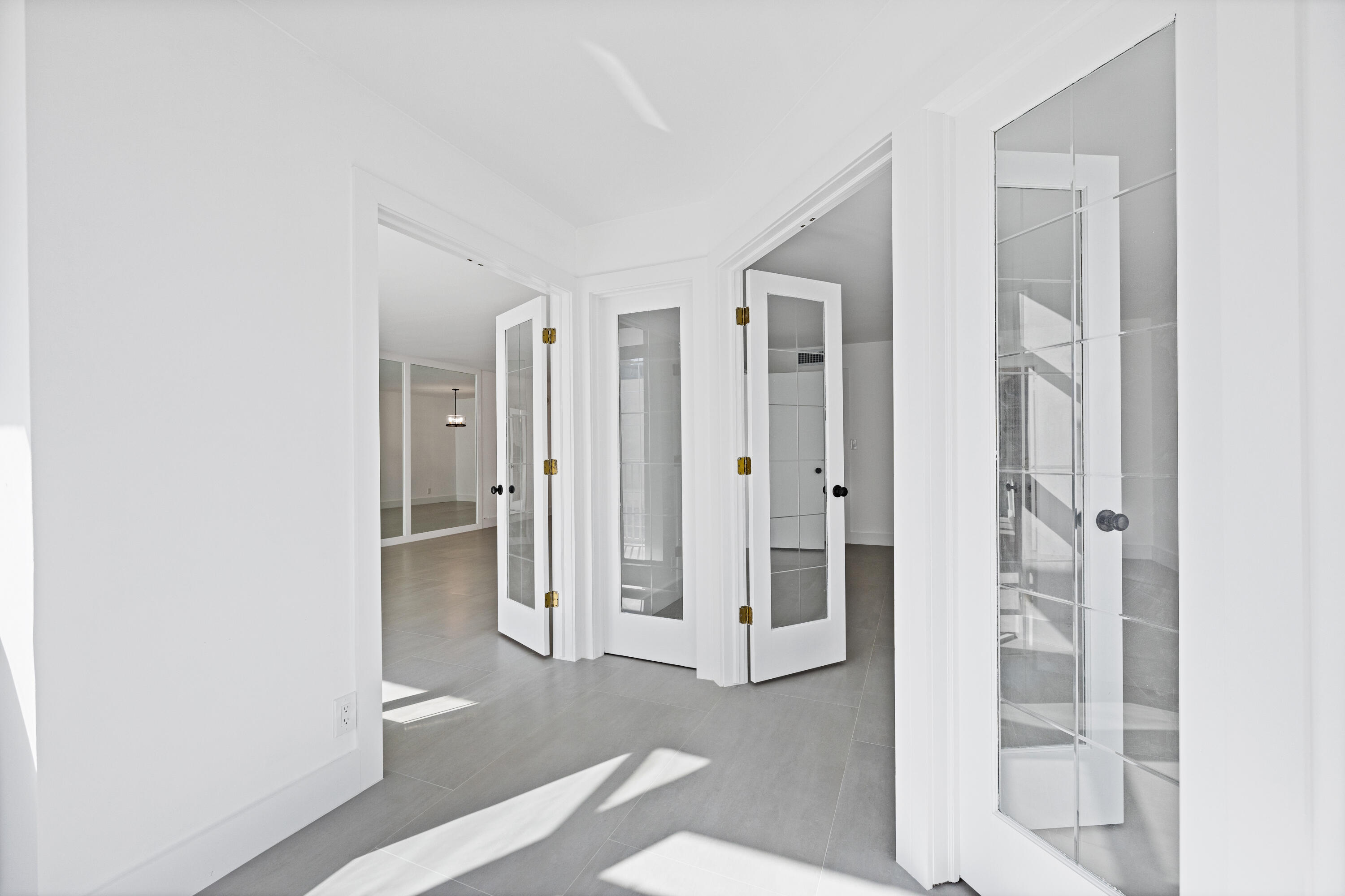 RENAISSANCE OF POMPANO BEACH - Residential