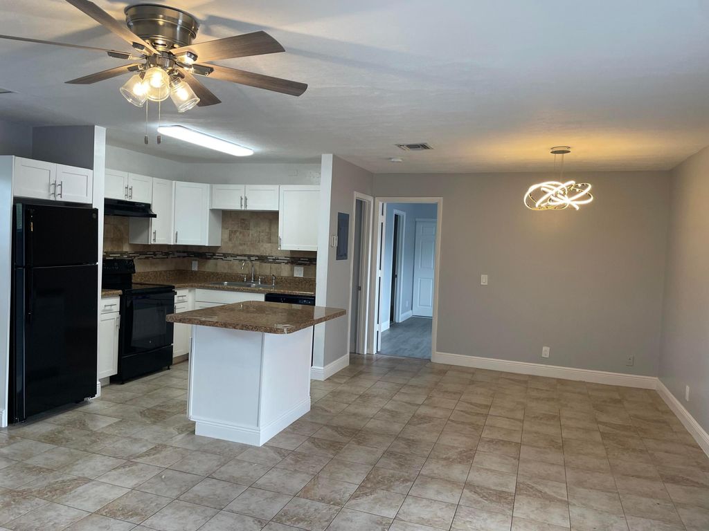 Photo of 5 Crossings F Circle #F, Boynton Beach, FL 33435 (MLS # R11033333)