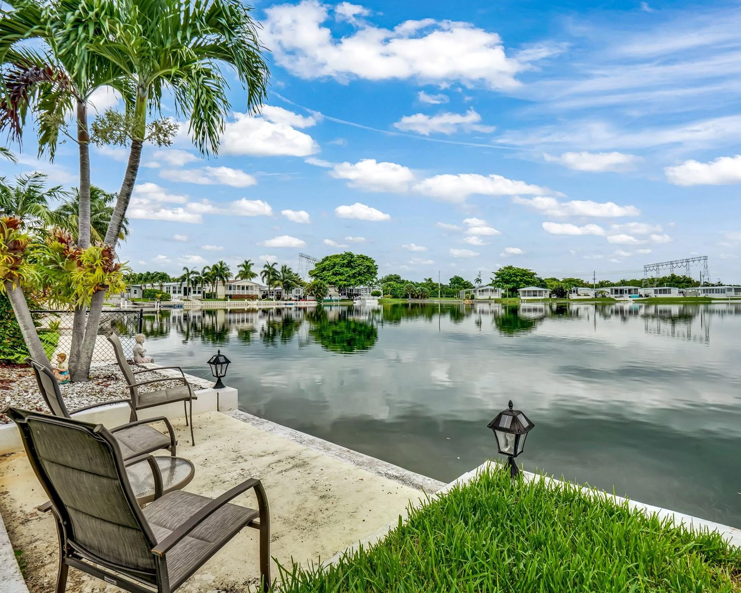 RAVENSWOOD ESTATES & MARINAS - Residential