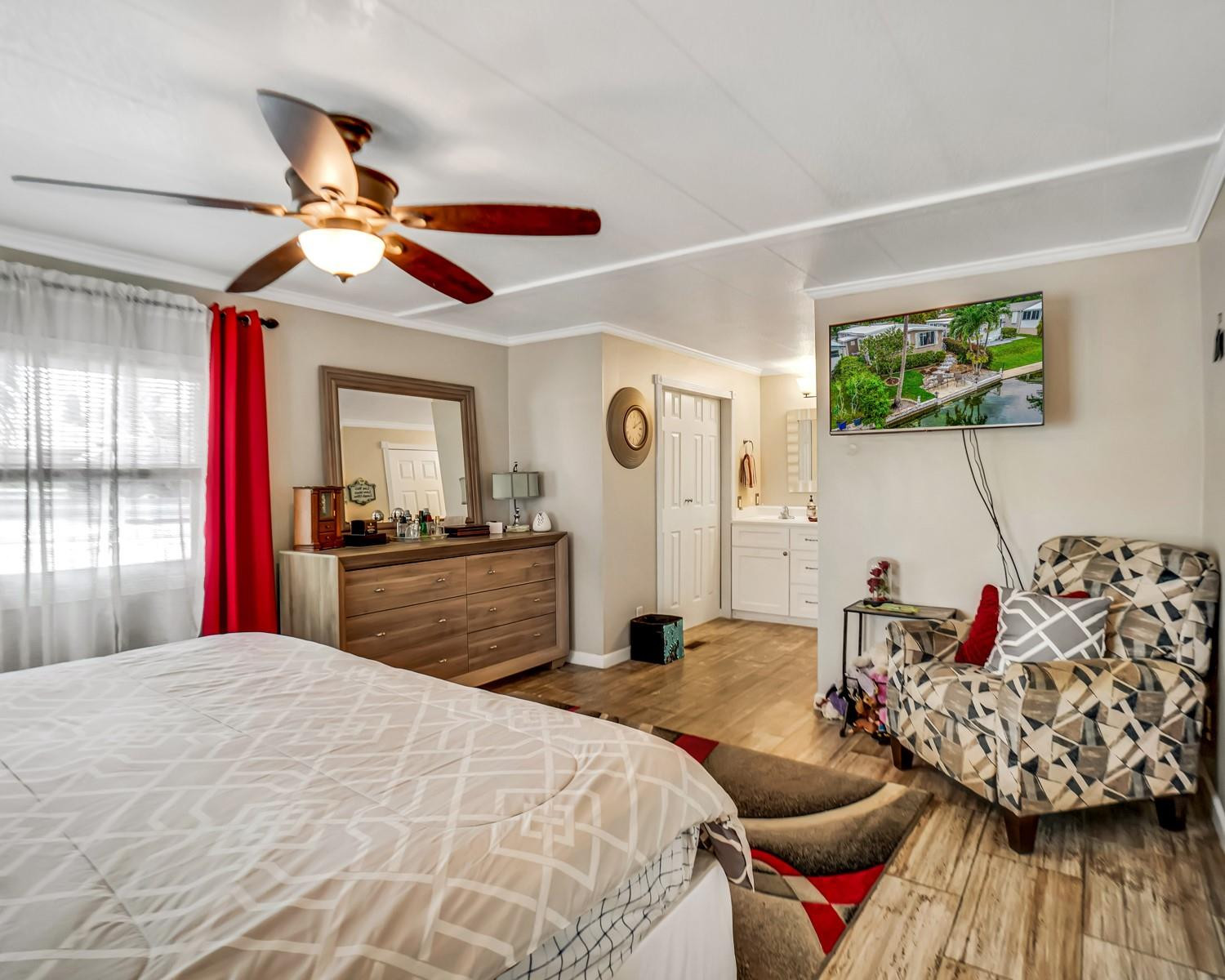 RAVENSWOOD ESTATES & MARINAS - Residential
