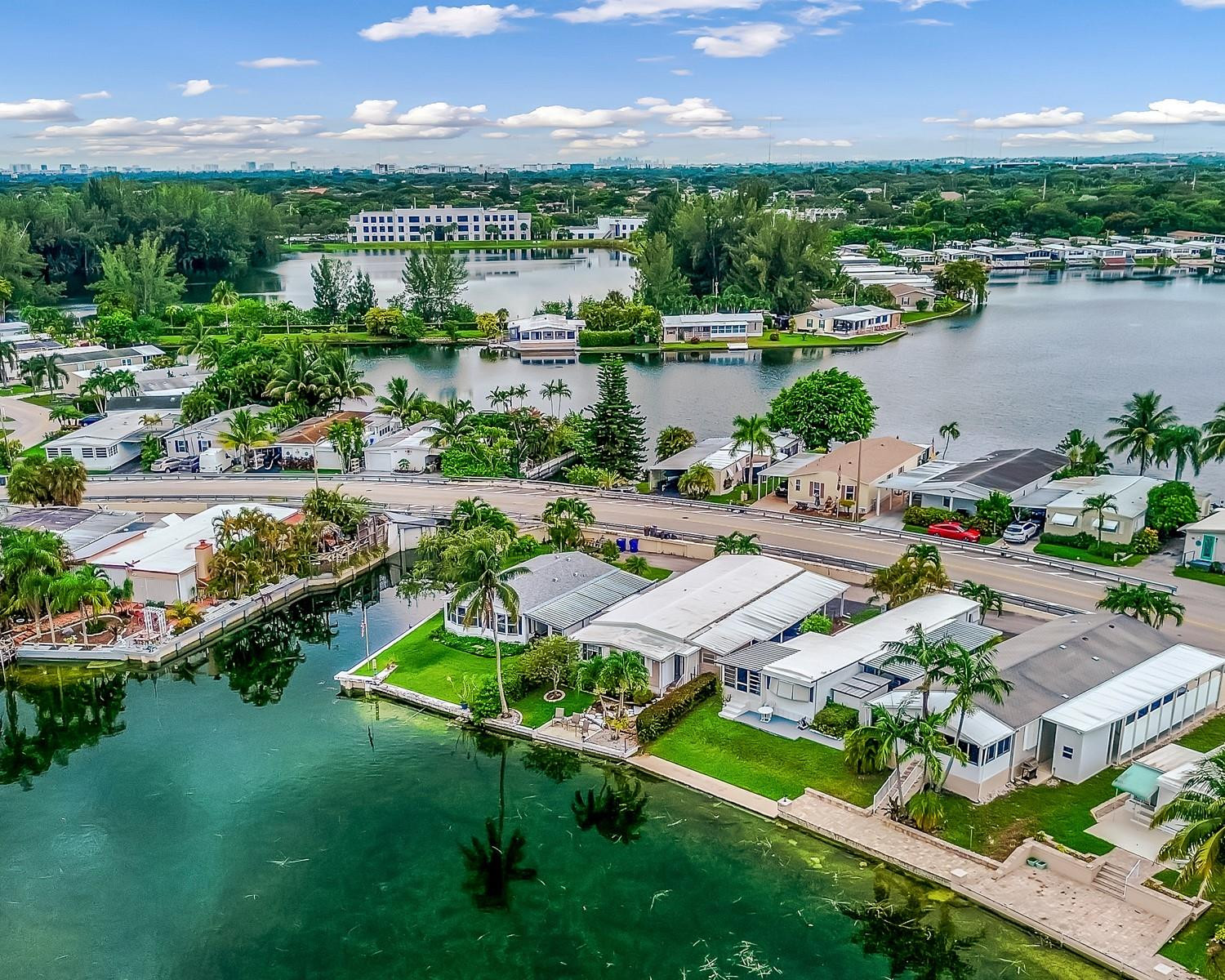 RAVENSWOOD ESTATES & MARINAS - Residential