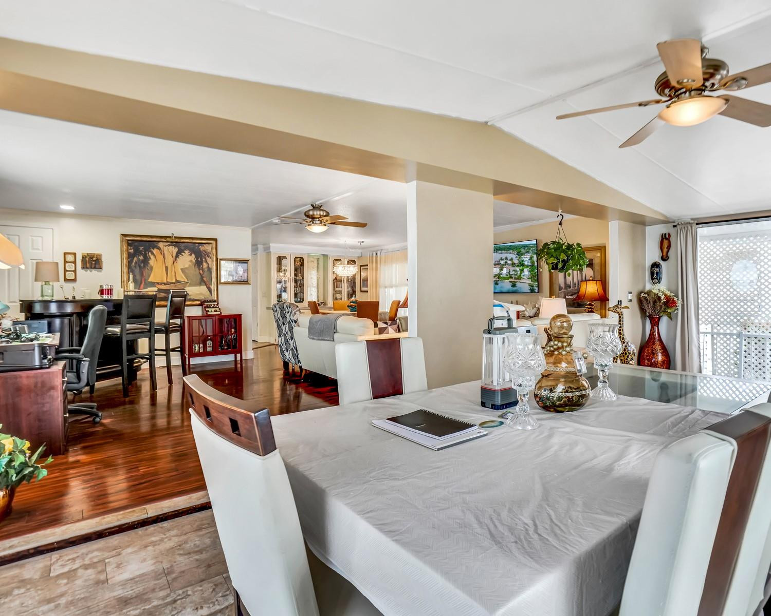 RAVENSWOOD ESTATES & MARINAS - Residential