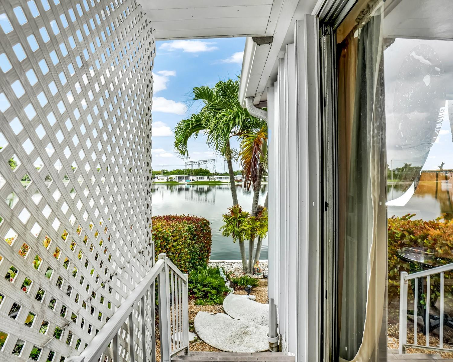 RAVENSWOOD ESTATES & MARINAS - Residential