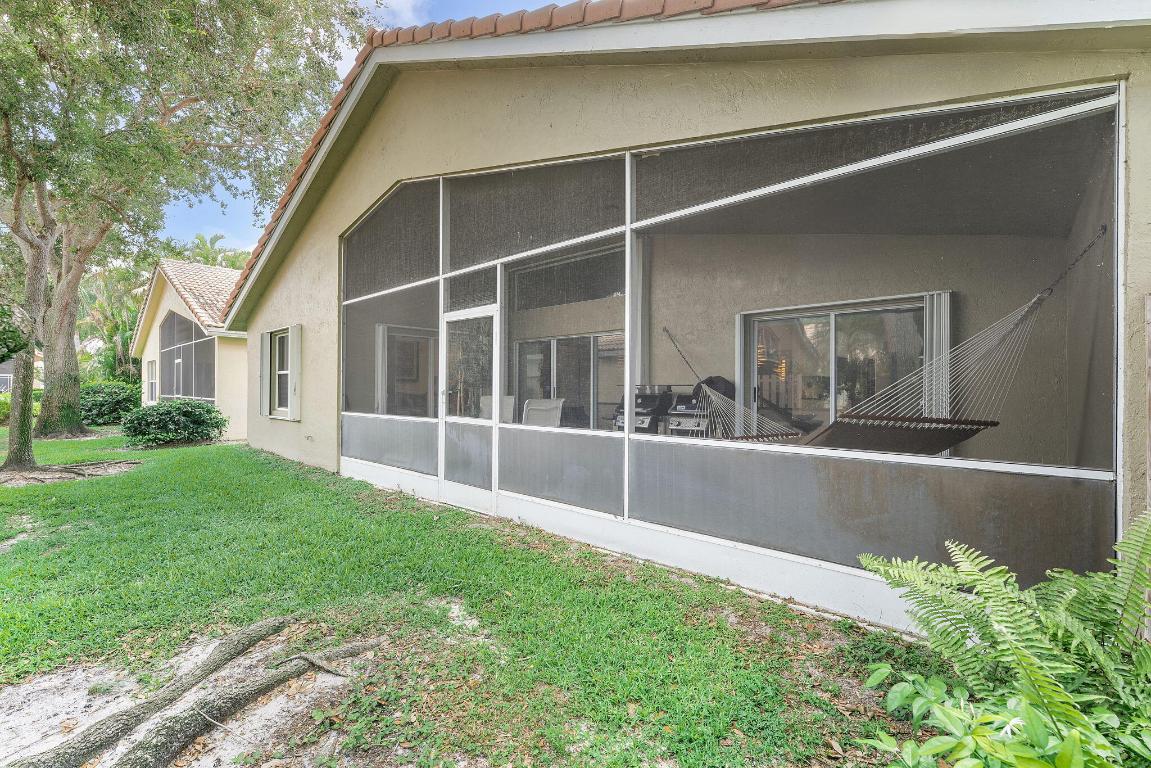 PIPERS GLEN PODS F AND H - Residential