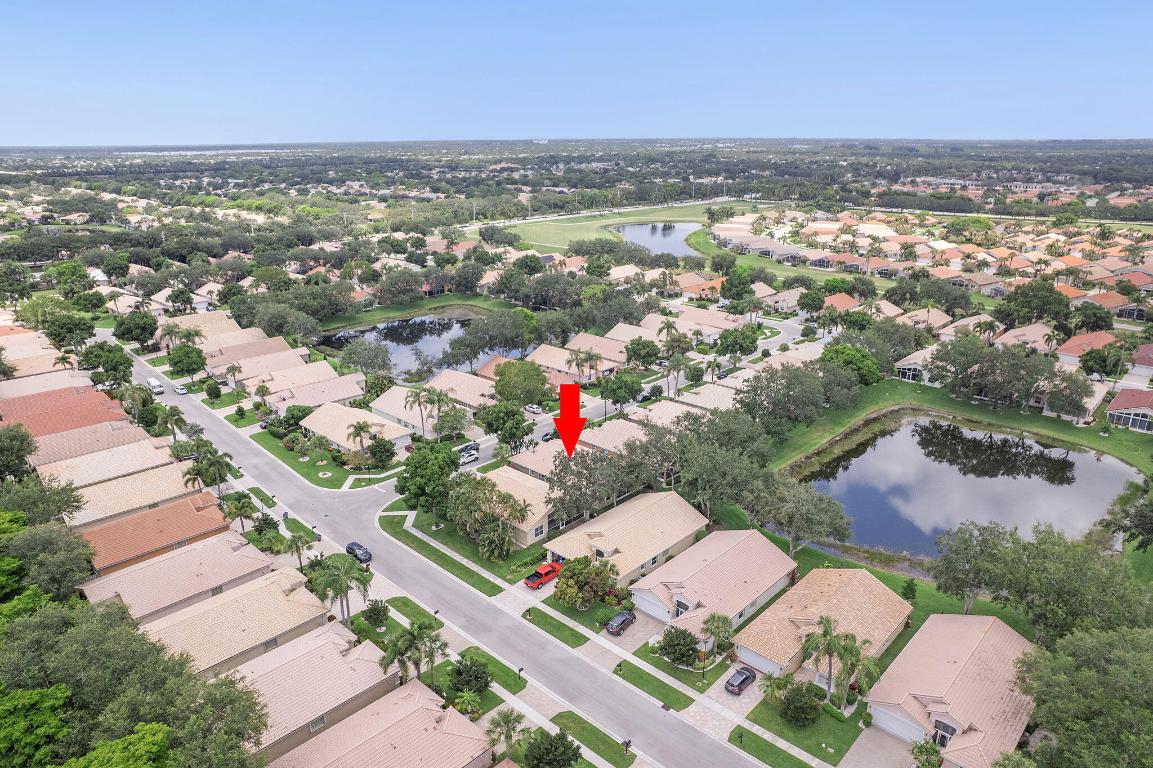 PIPERS GLEN PODS F AND H - Residential