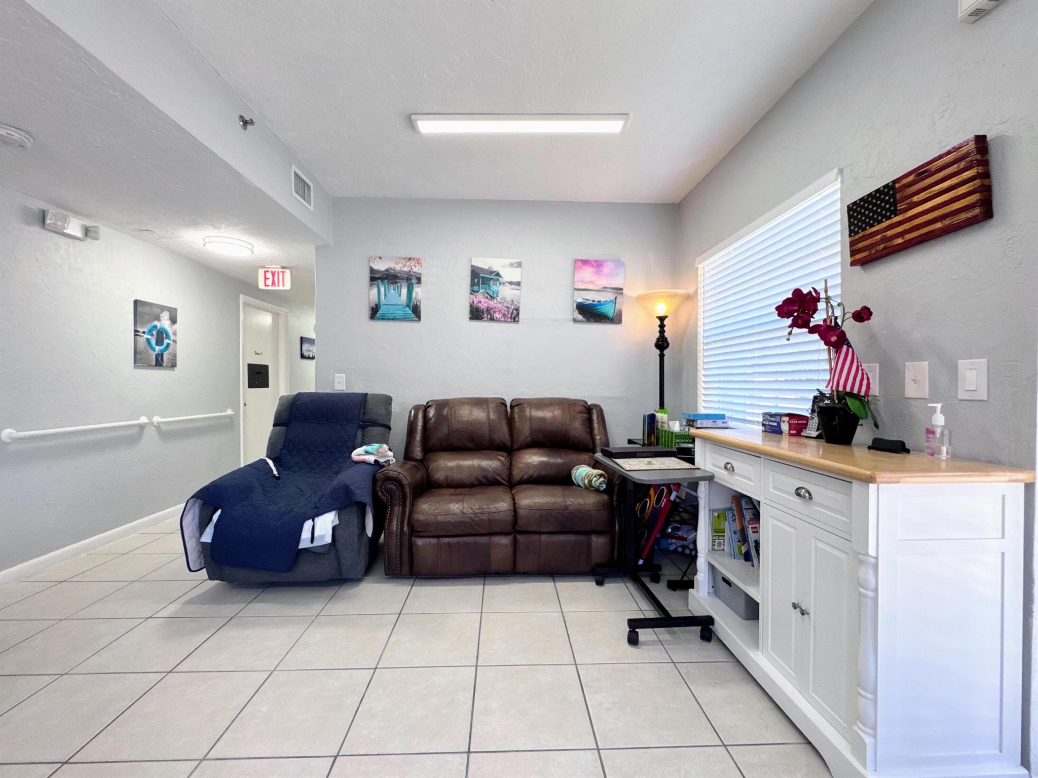 900 N 24th Avenue