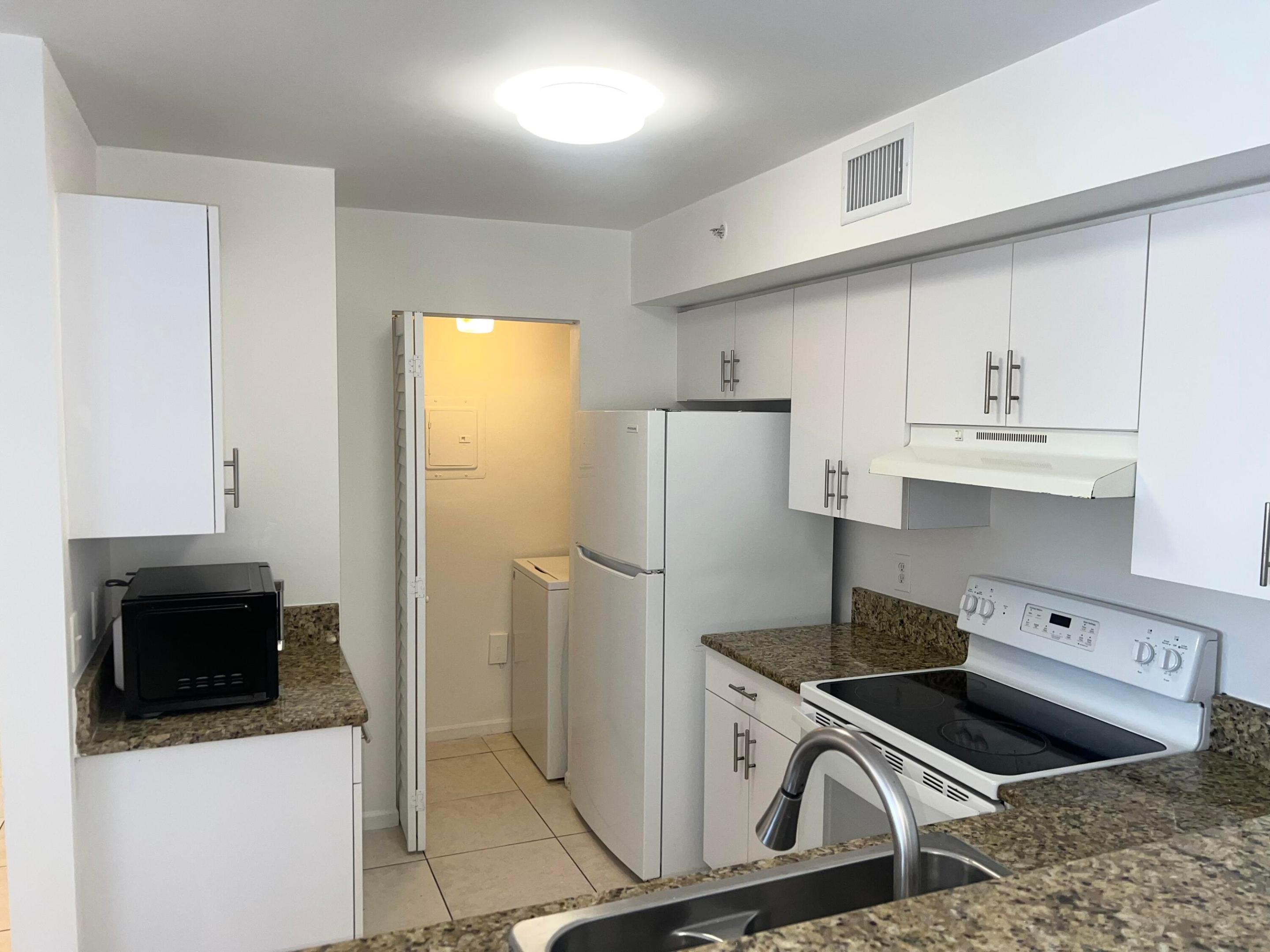 CARRINGTON AT COCONUT CREEK - Residential
