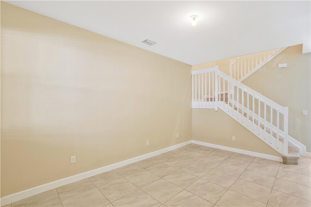 FLAVOR PICT TOWNHOMES PUD - Residential Lease