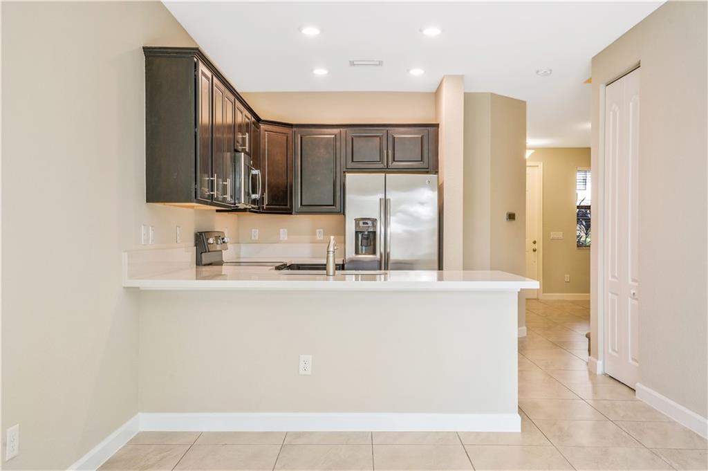 FLAVOR PICT TOWNHOMES PUD - Residential Lease