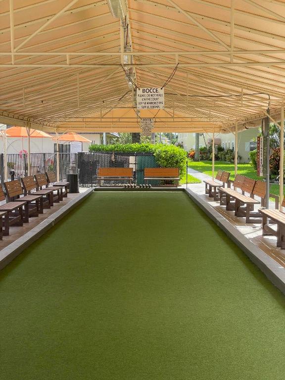 THE MEADOWS CONDO - Residential