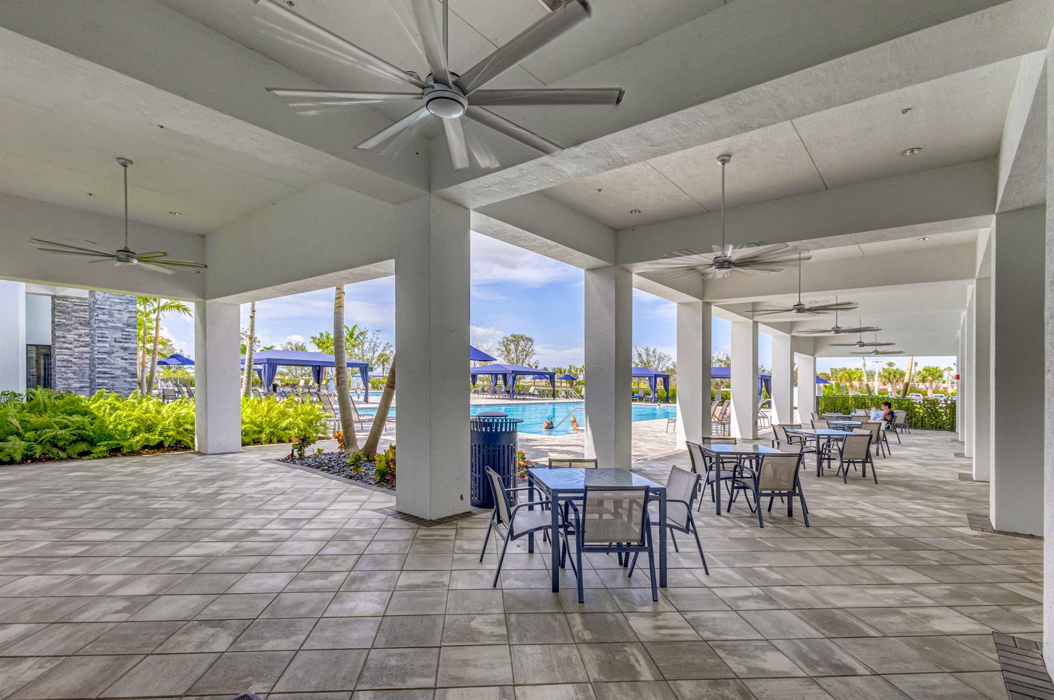 Valencia Cay/ Riverland - Residential