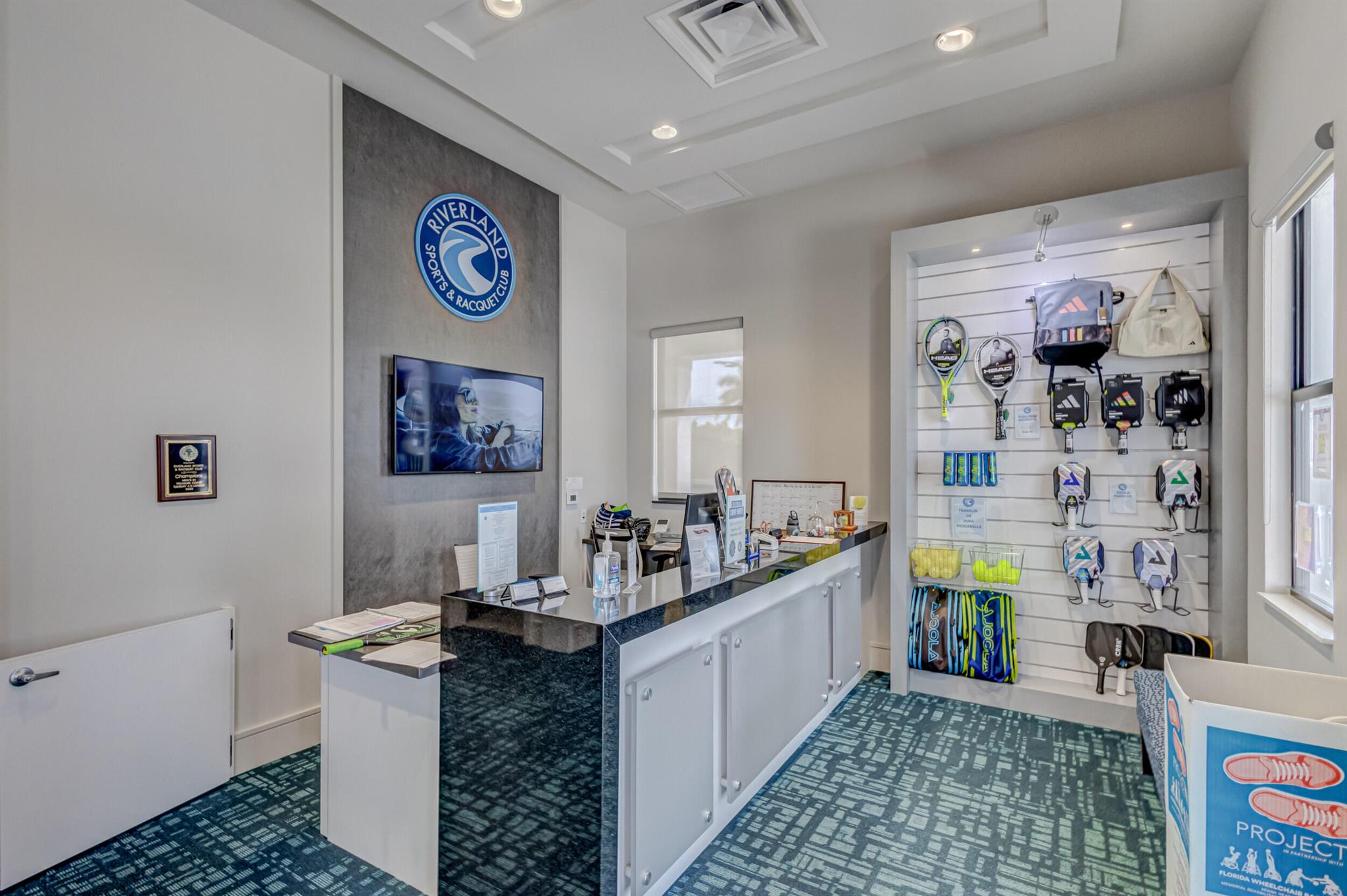 Valencia Cay/ Riverland - Residential